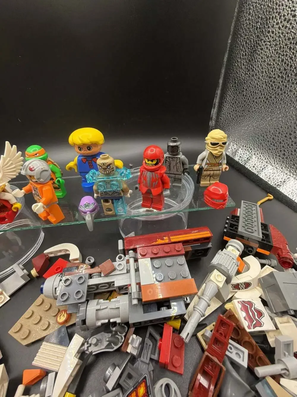 LEGO Legends of Chima Minifigures and Building Brick Lot